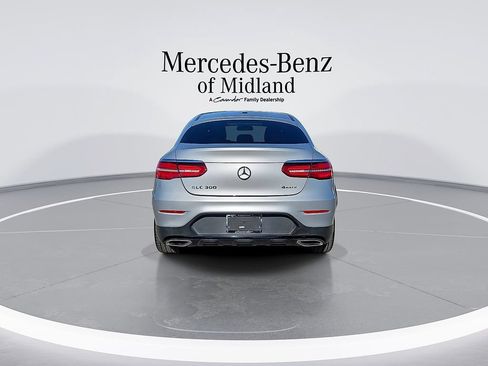 Used 2019 Mercedes-Benz GLC 300 4MATIC Coupe image 7