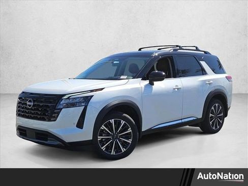 New 2026 Nissan Pathfinder Platinum AWD/4WD image 1