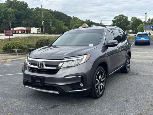Used 2020 Honda Pilot Touring image 3