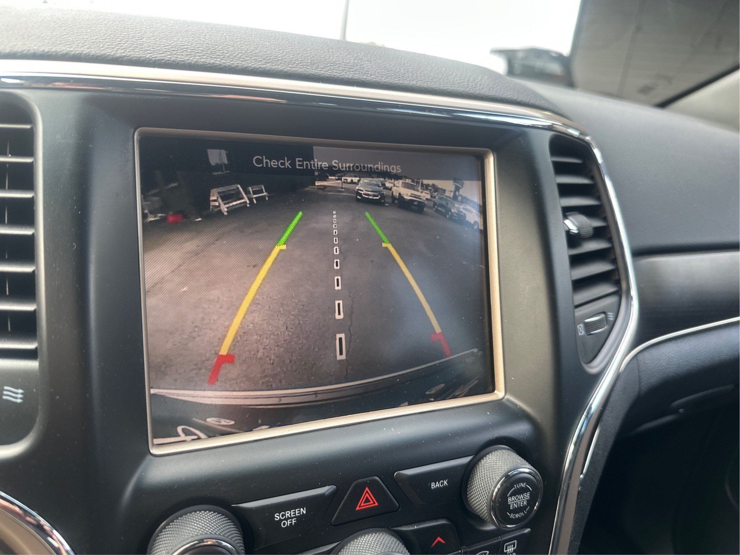 Used 2015 Jeep Grand Cherokee Limited w/ Trailer Tow Group IV AWD/4WD image 31