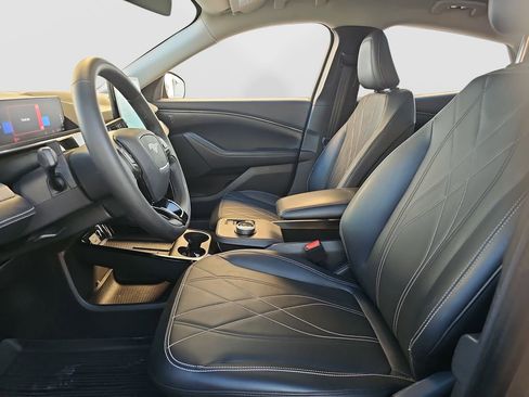 Used 2021 Ford Mustang Mach-E California Route 1 image 17