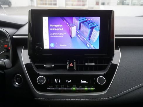 Used 2023 Toyota Corolla SE image 9