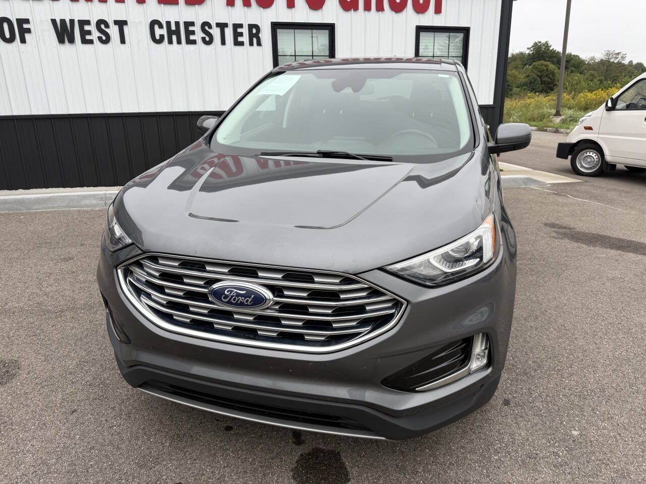 Used 2021 Ford Edge SEL w/ Convenience Package AWD/4WD image 2