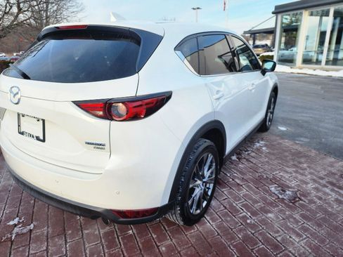 Certified 2021 MAZDA CX-5 Signature image 8