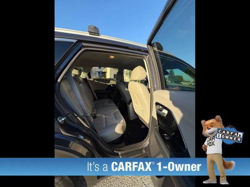 Used 2018 Kia Niro EX FWD image 21