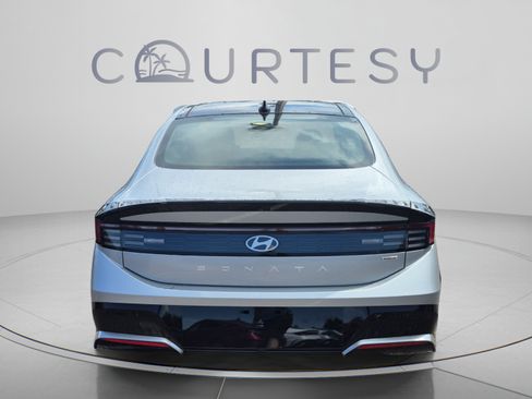 New 2026 Hyundai Sonata SEL FWD image 4