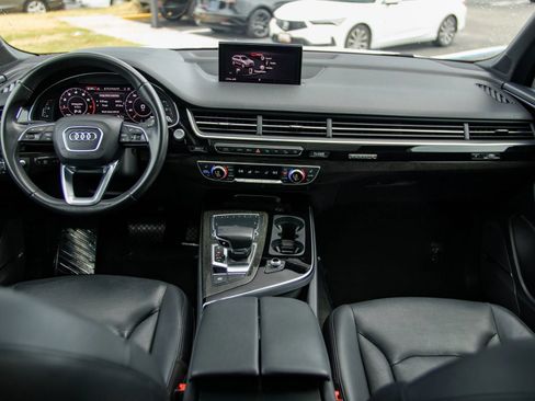 Used 2019 Audi Q7 3.0T Prestige AWD/4WD image 36