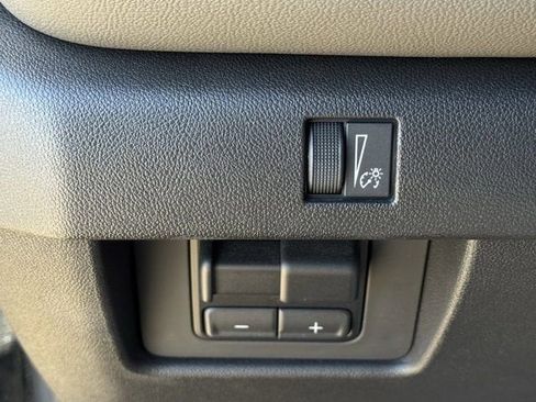 Used 2024 Chevrolet Colorado ZR2 image 24