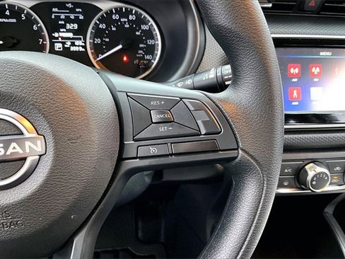 Certified 2024 Nissan Kicks S image 11