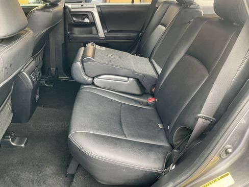 Used 2022 Toyota 4Runner TRD Sport image 39