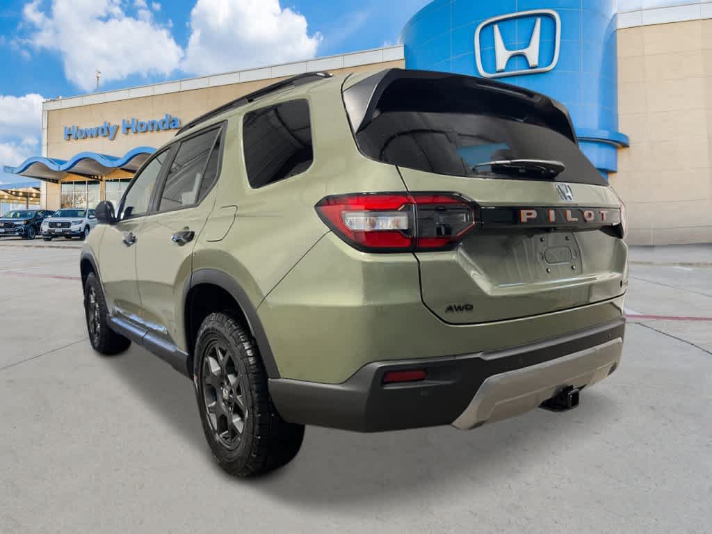 New 2026 Honda Pilot TrailSport image 3