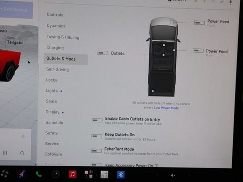 Used 2024 Tesla Cybertruck AWD Crew Cab image 21