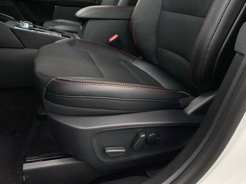 New 2025 Ford Escape ST-Line w/ Tech Pack #1 image 43