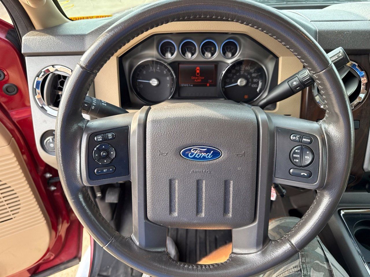 Used 2016 Ford F250 Lariat w/ Lariat Ultimate Package AWD/4WD image 22