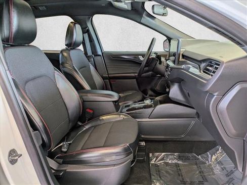 Used 2025 Ford Escape ST-Line w/ Tech Pack #1 FWD image 23