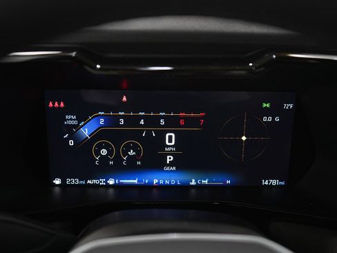 Used 2024 Chevrolet Colorado ZR2 w/ Technology Package AWD/4WD image 24