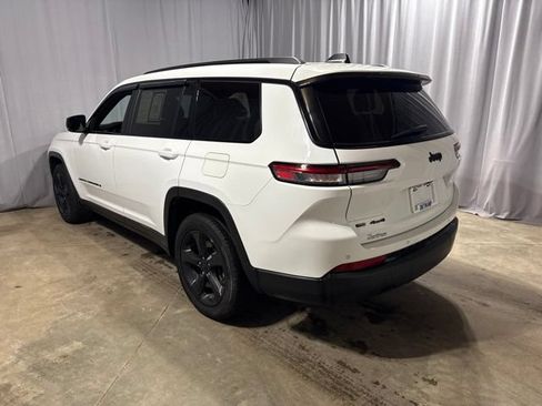 Used 2022 Jeep Grand Cherokee L Laredo AWD/4WD image 30