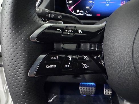 Used 2025 Mercedes-Benz GLA 250 image 27