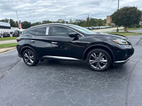 Used 2024 Nissan Murano Platinum image 2