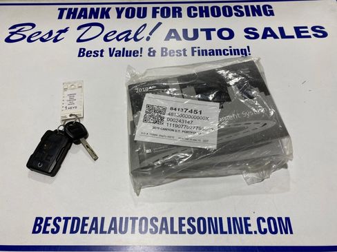 Used 2019 GMC Canyon SLE w/ Driver Alert Package image 24