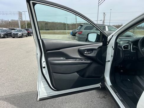 Used 2023 Nissan Murano SL w/ SL Moonroof Package AWD/4WD image 32