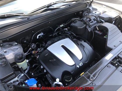 Used 2012 Hyundai Santa Fe Limited w/ Navigation Pkg 4 FWD image 23