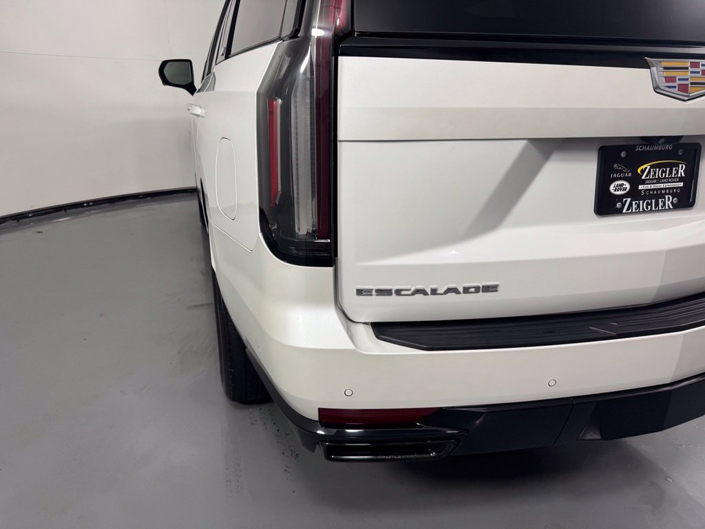 Used 2024 Cadillac Escalade Sport Platinum w/ Heavy-Duty Trailer Package AWD/4WD image 8