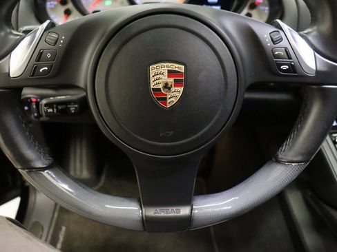 Used 2012 Porsche Cayenne Turbo image 18