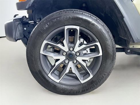 Used 2025 Jeep Wrangler Sport S image 10