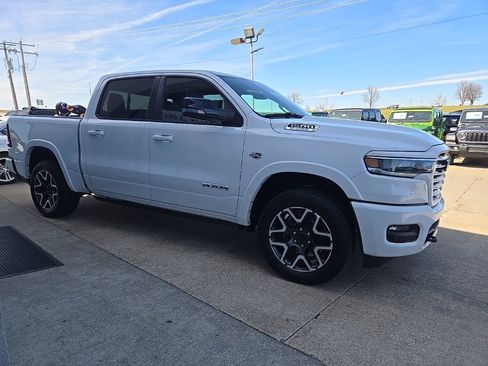 New 2026 RAM 1500 Laramie w/ Laramie Preferred Package AWD/4WD image 13