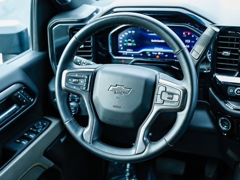 Used 2024 Chevrolet Silverado 2500 ZR2 w/ Snow Plow Prep/Camper Package image 13