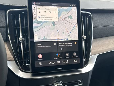 New 2026 Volvo XC90 B6 Core w/ Protection Package image 14