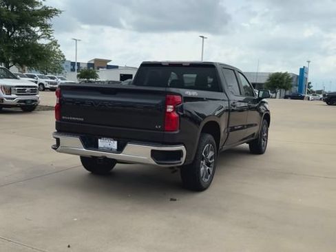 Used 2023 Chevrolet Silverado 1500 LT AWD/4WD image 9