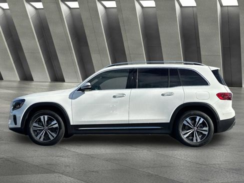 Certified 2026 Mercedes-Benz GLB 250 4MATIC image 7