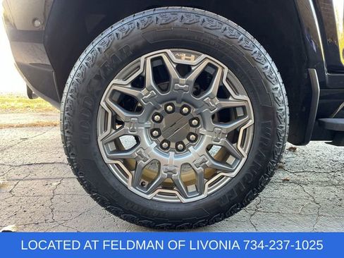 Used 2024 GMC Hummer EV 3X image 32