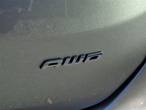 Used 2022 Ford Edge SE image 30