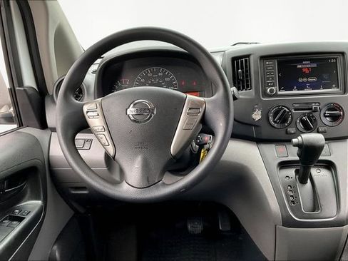 Used 2020 Nissan NV200 SV w/ Back Door Glass Package image 8