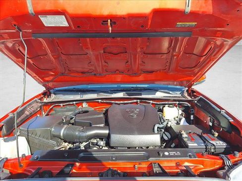 Used 2018 Toyota Tacoma TRD Off-Road image 22