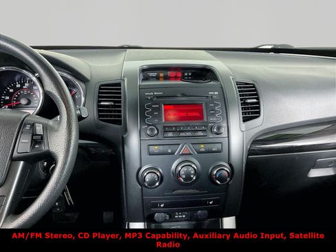 Used 2011 Kia Sorento LX w/ Convenience Pkg AWD/4WD image 9