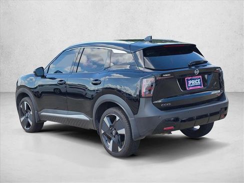 Used 2025 Nissan Kicks SR FWD image 7