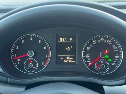 Used 2015 Volkswagen Passat 1.8T Limited Edition image 16