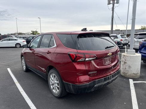 Used 2023 Chevrolet Equinox LT AWD/4WD image 3