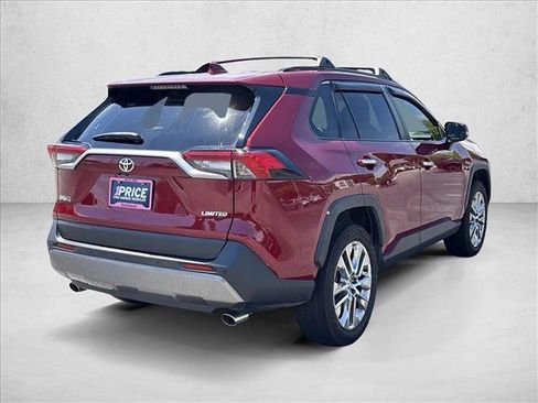 Used 2020 Toyota RAV4 Limited w/ Limited Grade Weather Package FWD image 5