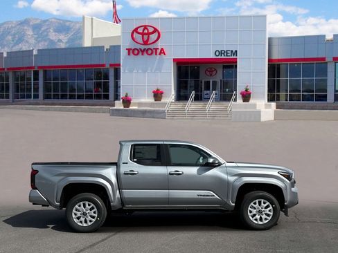 New 2026 Toyota Tacoma SR5 image 3
