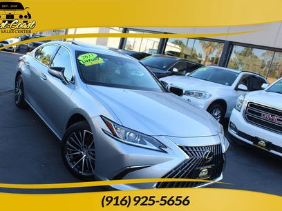 Used 2023 Lexus ES 300h w/ Premium Package