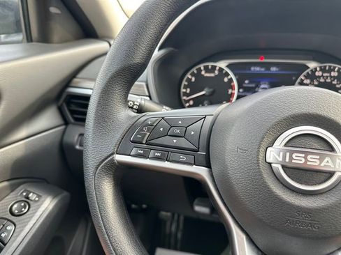 Used 2024 Nissan Altima 2.5 SV image 22