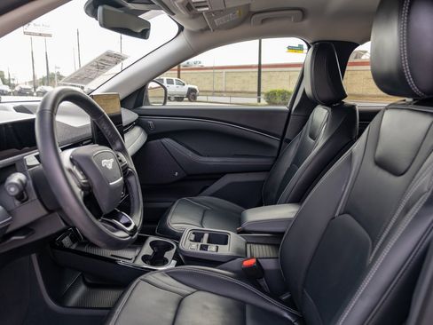 Used 2025 Ford Mustang Mach-E Premium image 14