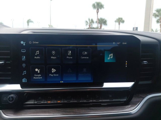 Used 2022 Chevrolet Silverado 1500 LTZ w/ LTZ Convenience Package II AWD/4WD image 23