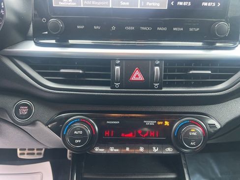 Used 2023 Kia Forte GT-Line image 26