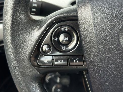 Used 2019 Toyota Prius LE FWD image 26